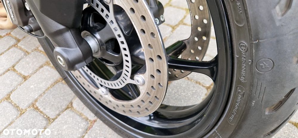 Triumph Trident - 13