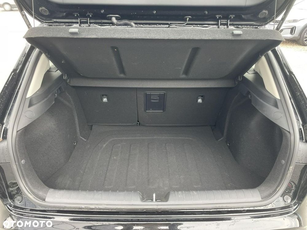 Kia K4 - 17