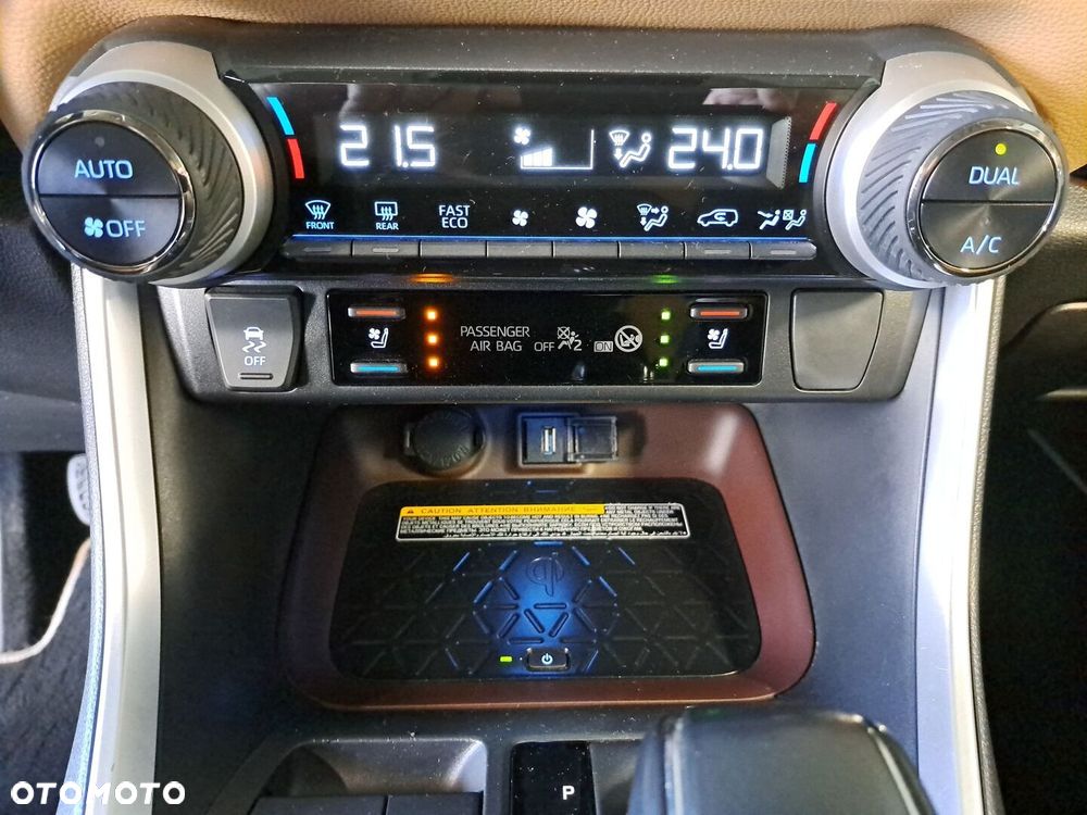 Toyota RAV4 2.5 Hybrid Executive 4x4 - 28