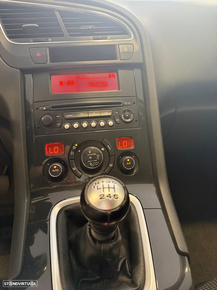 Peugeot 5008 1.6 HDi Sport - 10