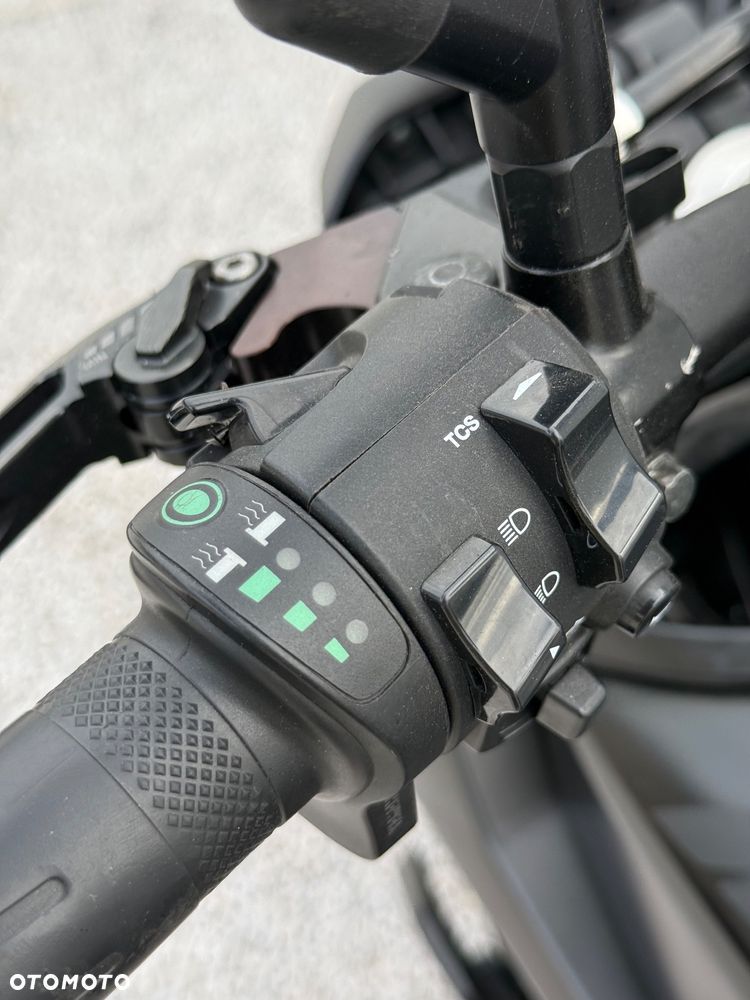 Yamaha MT - 16