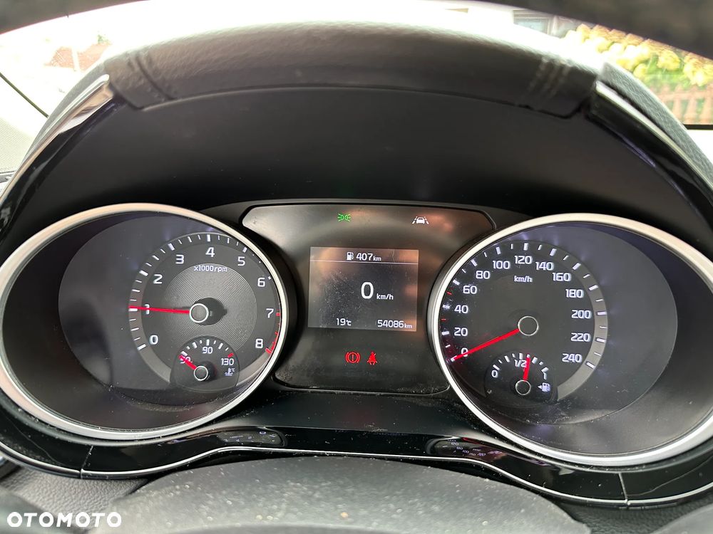 Kia Ceed - 9