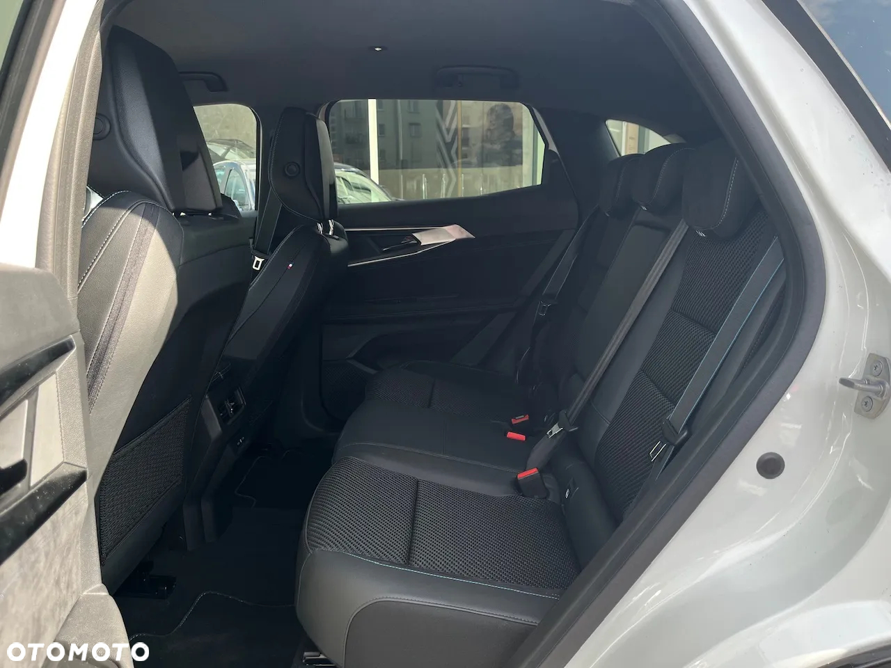 Renault Austral 1.2 E-Tech Full Hybrid 200 Iconic esprit Alpine MMT - 17