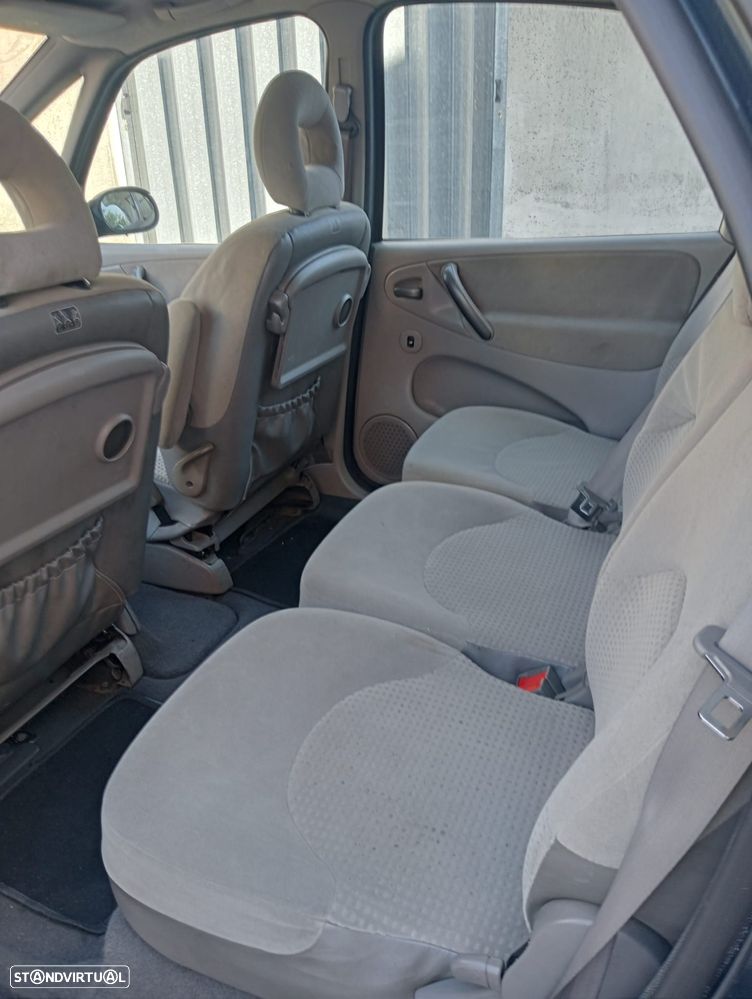 Citroën Xsara Picasso 1.6 Premier - 5