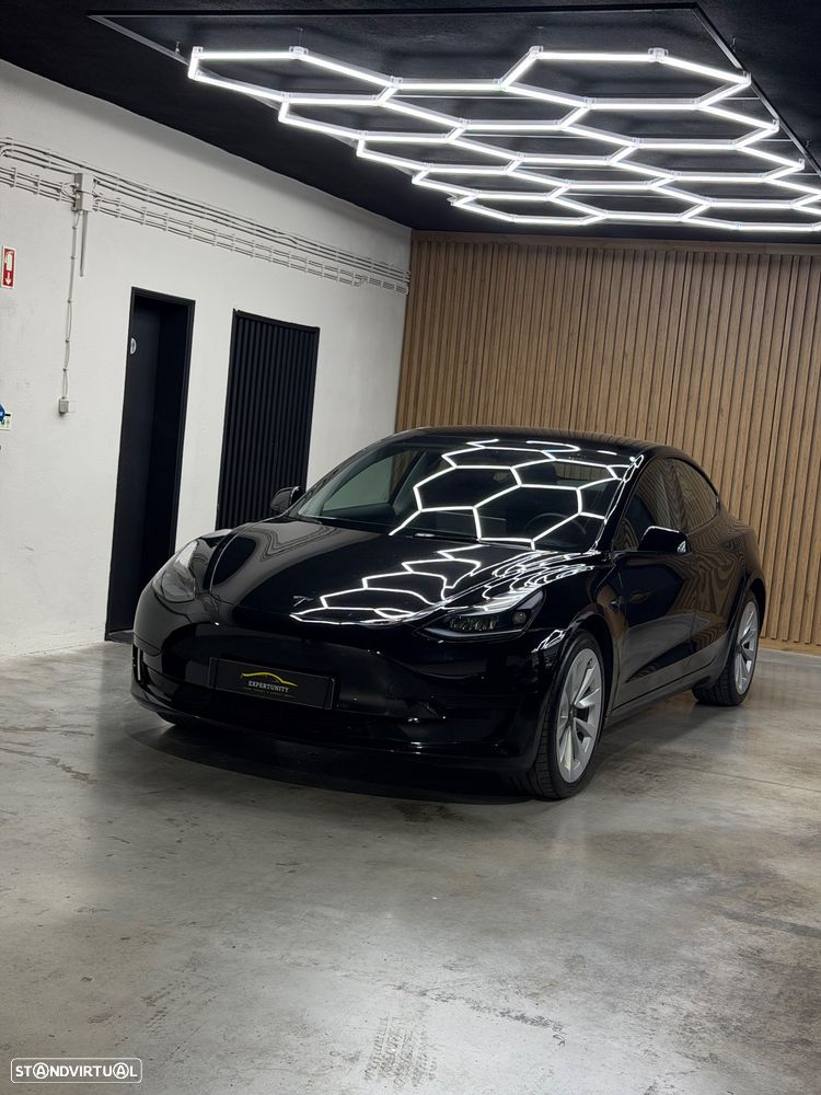 Tesla Model 3 Standard RWD - 3
