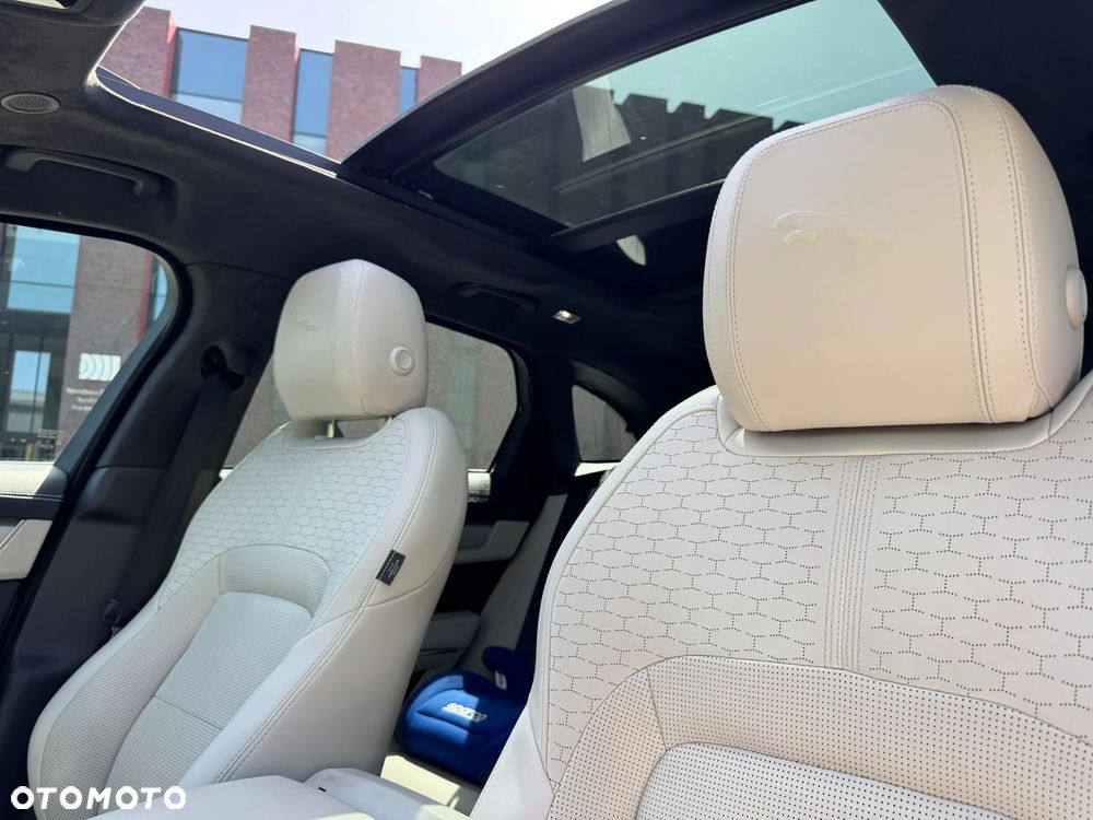Jaguar F-Pace D200 AWD R-Dynamic HSE - 13