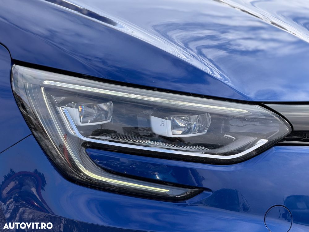 Renault Megane ENERGY TCe 205 EDC GT - 27