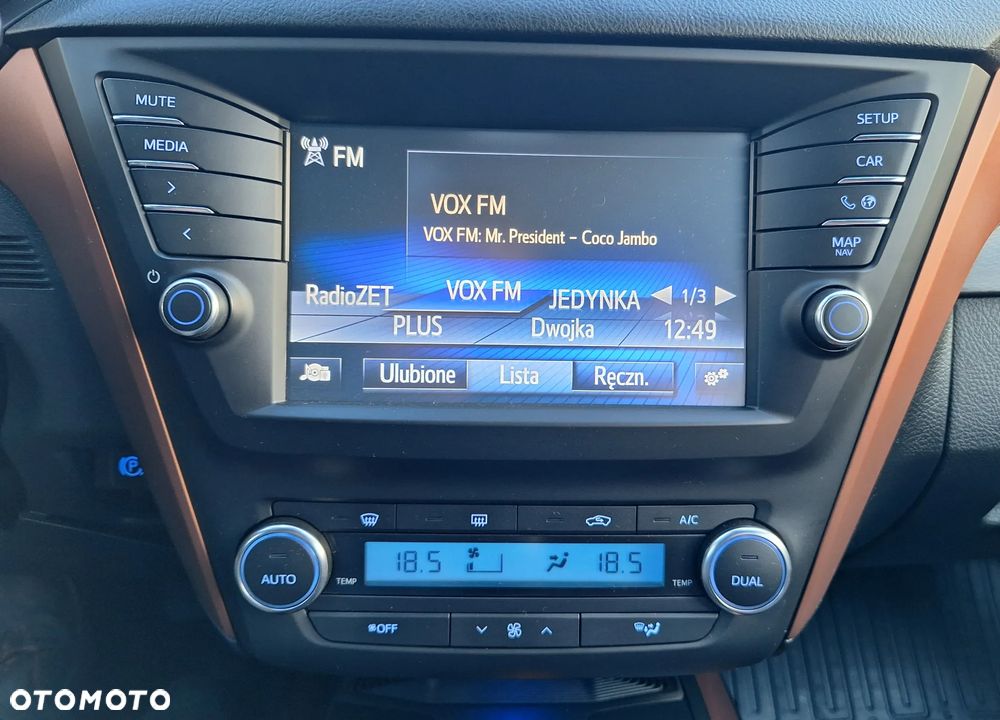 Toyota Avensis 2.0 D-4D Active Business - 14