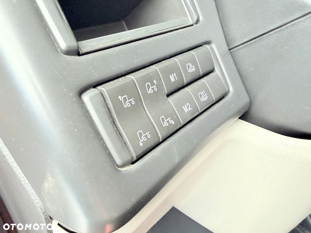 Scania 450S LOW DECK MEGA full opcja skóry full LED 2020/21 - 31