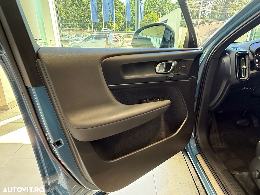 Volvo XC 40 Recharge T5 Twin Engine AT7 R-Design - 13