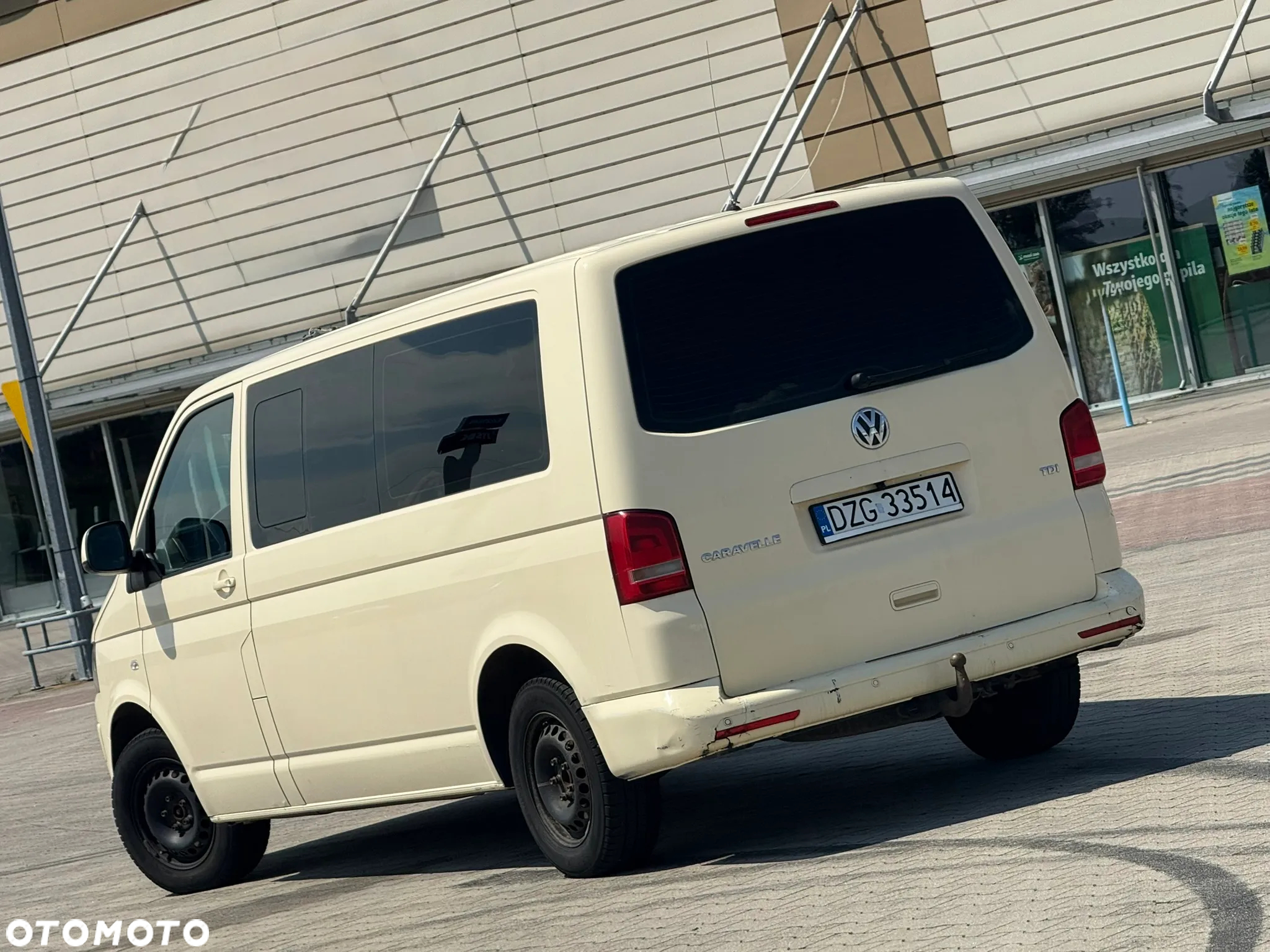 Volkswagen Caravelle - 5