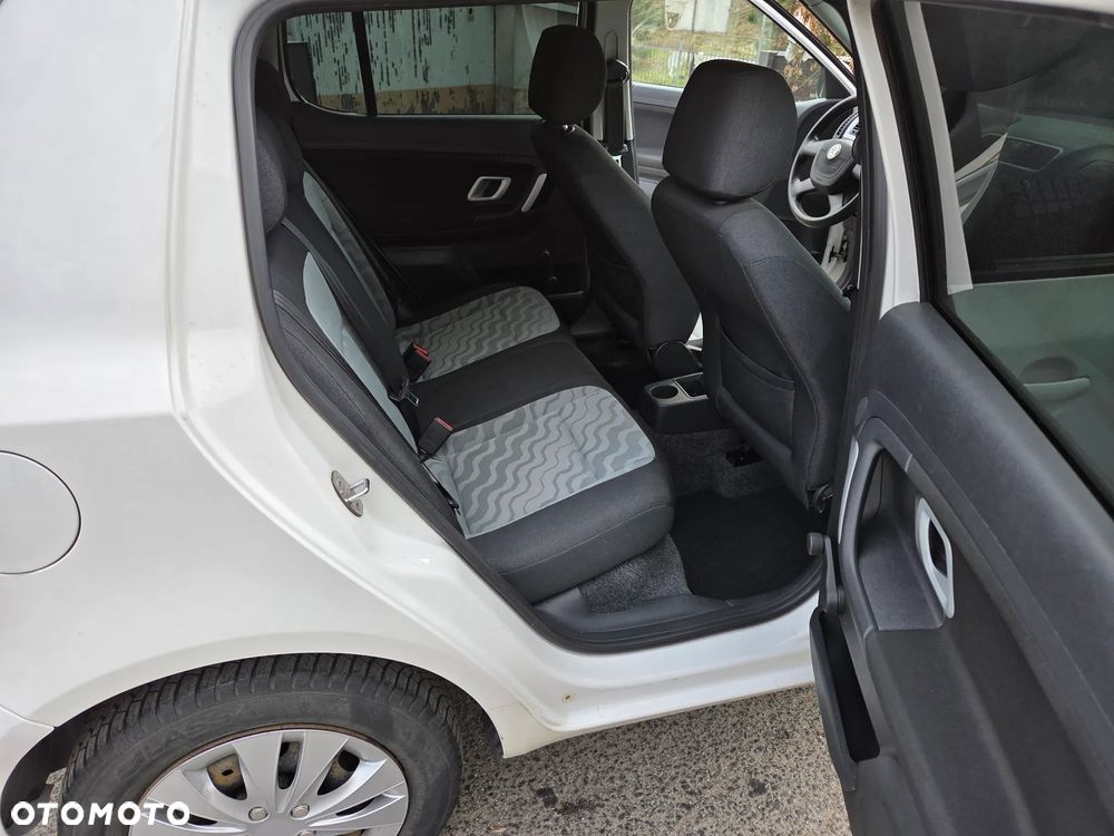 Skoda Fabia 1.2 HTP SPECIAL - 14