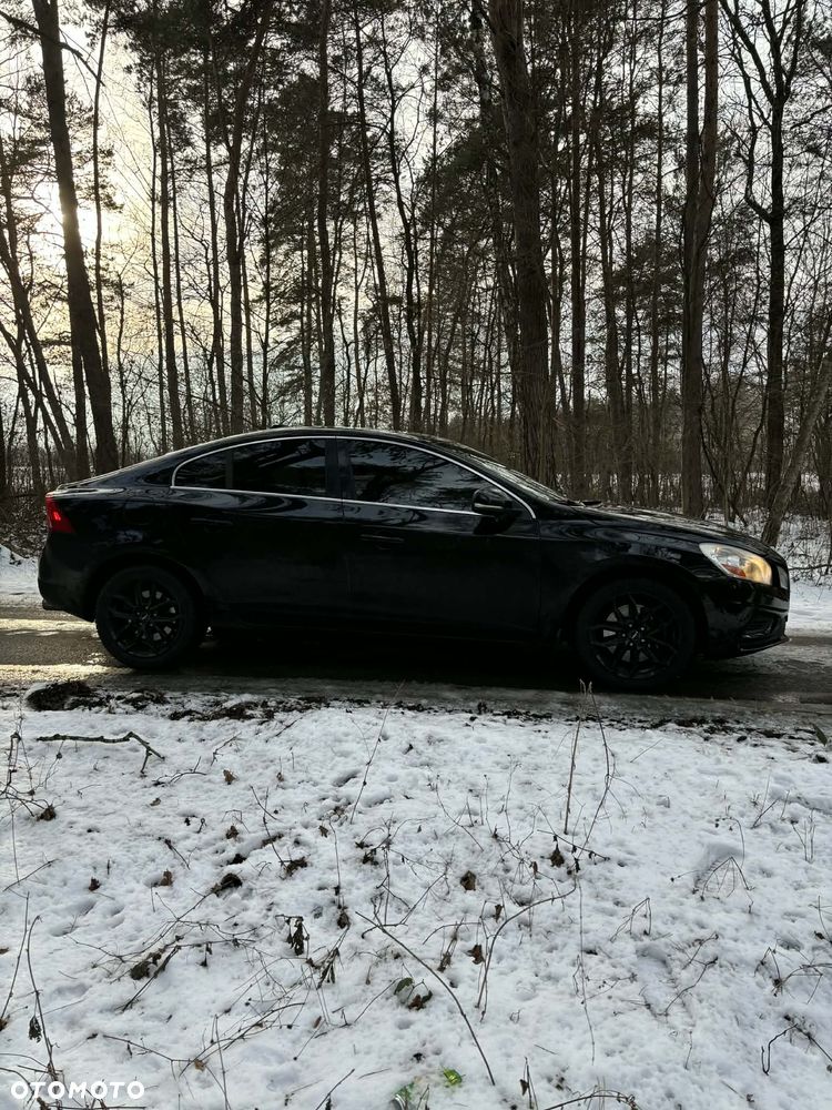 Volvo S60 - 3