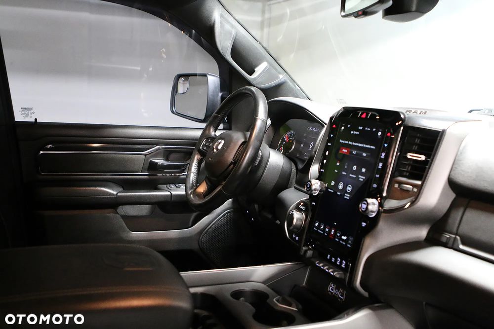 RAM 1500 5.7 Crew Cab Limited - 28