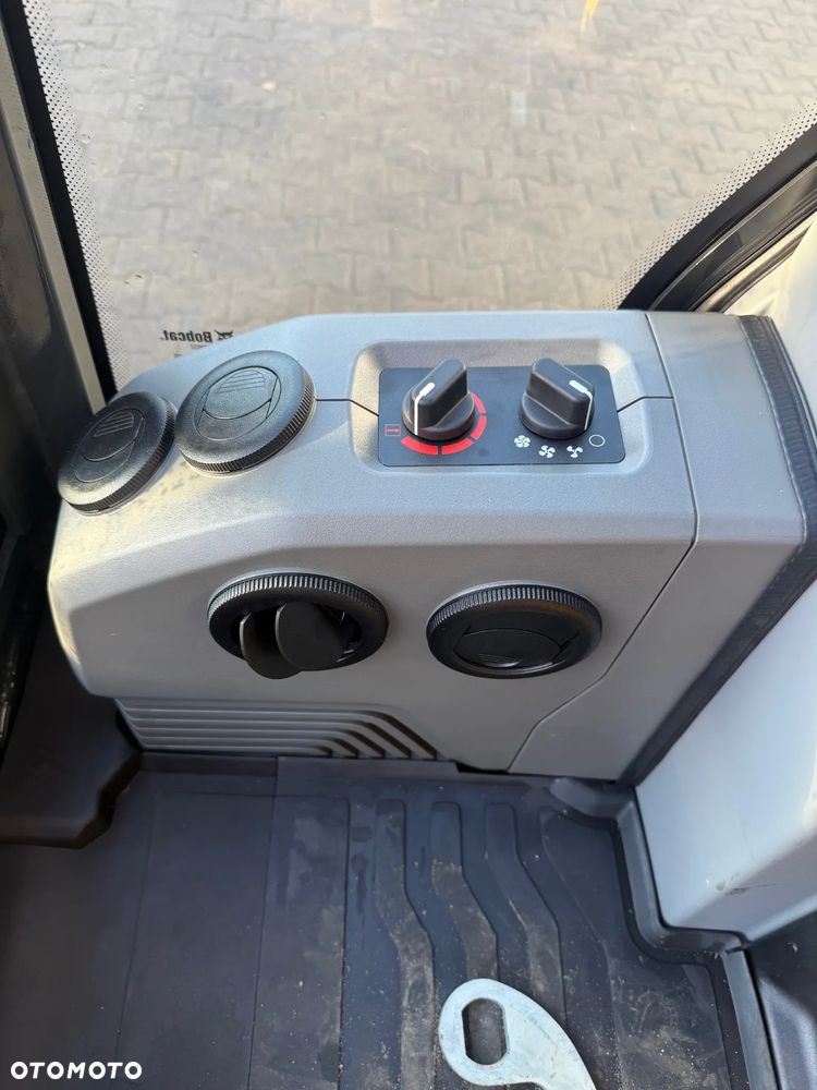 Bobcat E16-R2 - 7