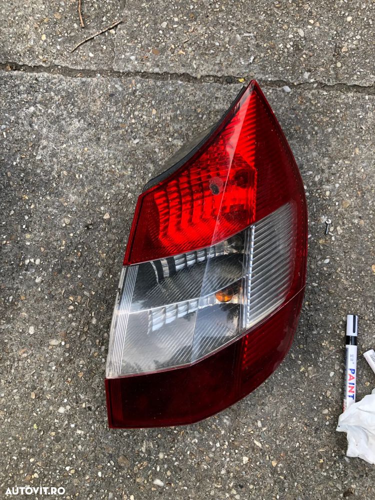 Stop stanga/Stop dreapta Renault Megane Scenic 2005 - 6