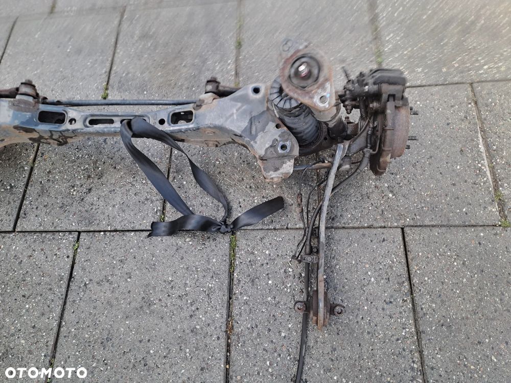 Hyundai IX35 belka tylnego zawieszenia belka tylna kompletna - 3