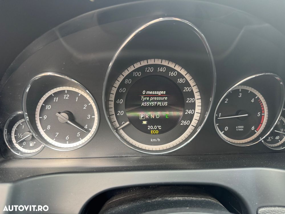 Mercedes-Benz E 220 CDI DPF BlueEFFICIENCY 7G-TRONIC Avantgarde - 15