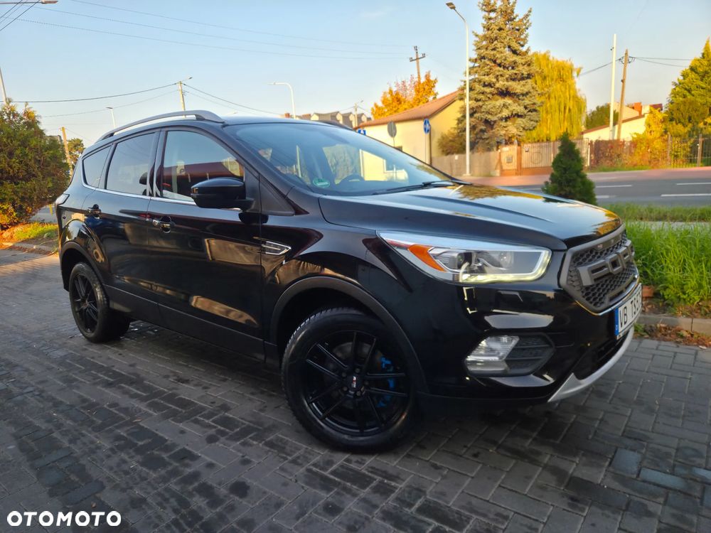 Ford Kuga 2.0 TDCi 2x4 Titanium - 20