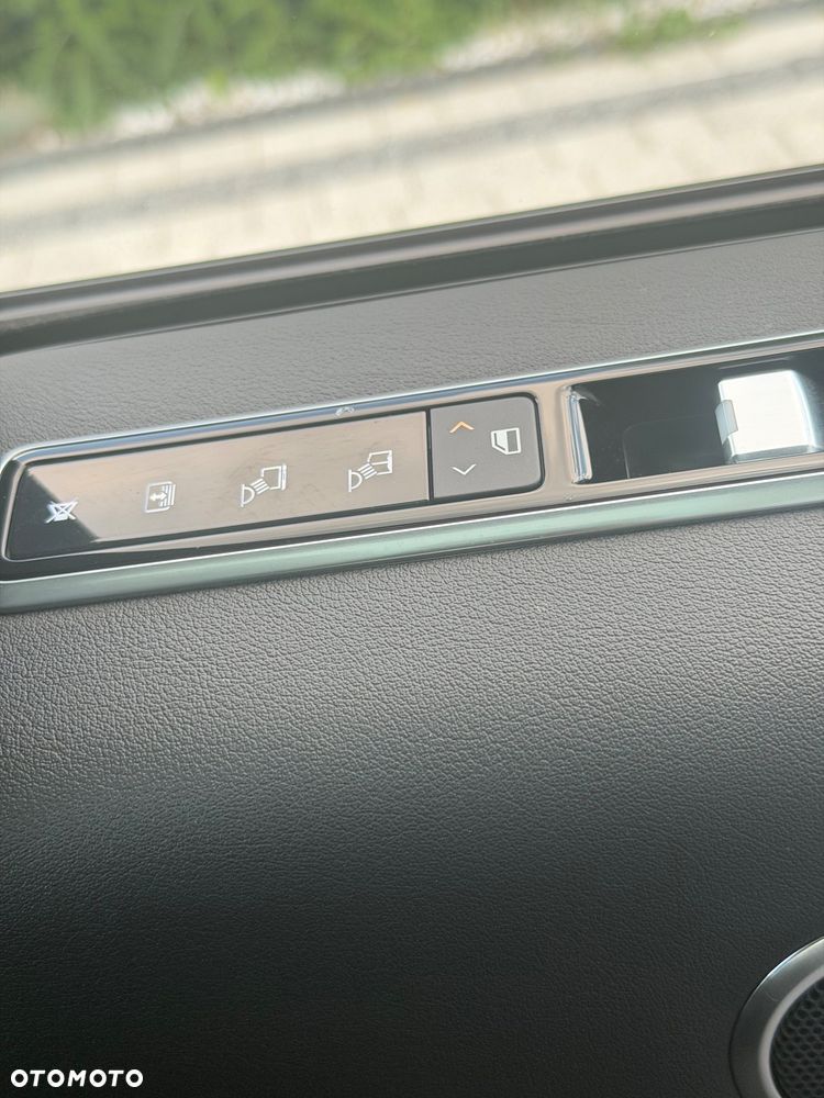 Land Rover Range Rover - 22