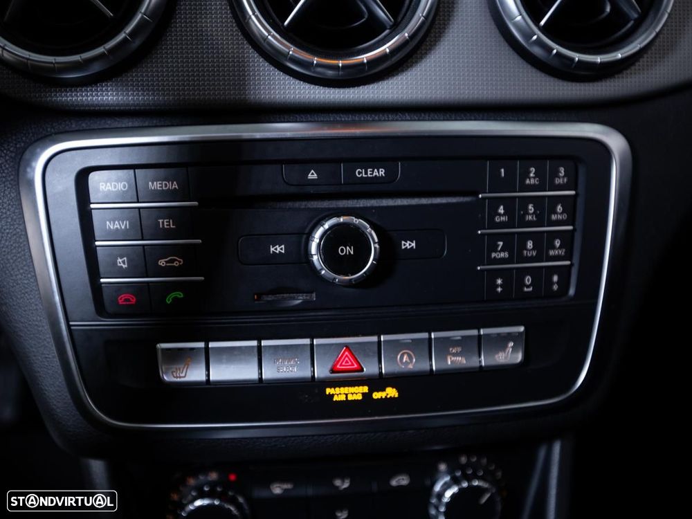 Mercedes-Benz CLA 200 - 18