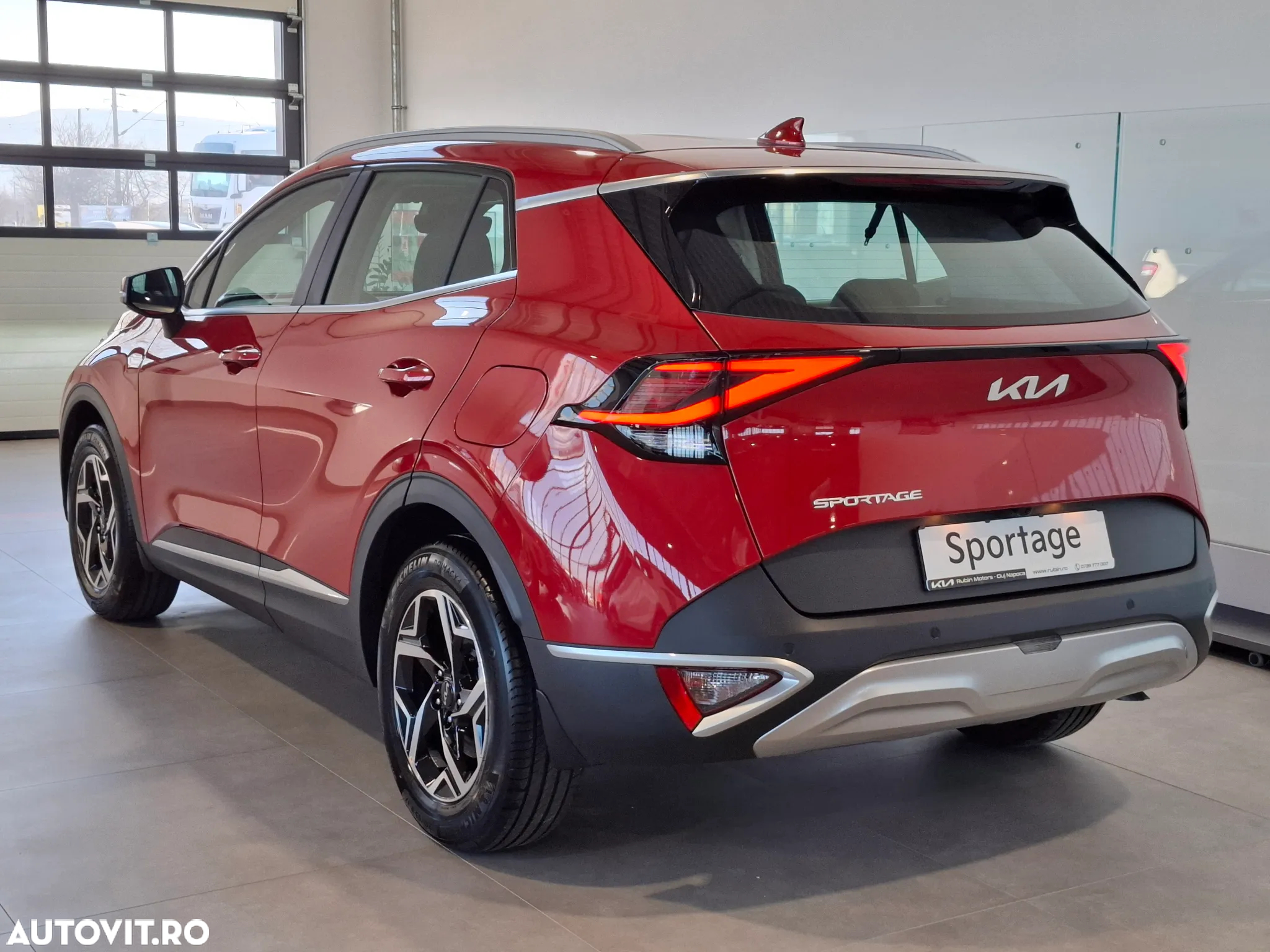 Kia Sportage 1.6 T-GDI MHEV 6MT 4x2 Urban - 3