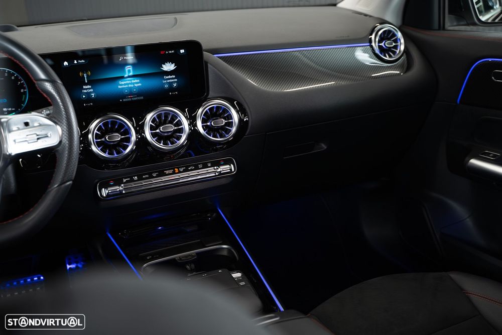 Mercedes-Benz GLA 250 e 8G-DCT AMG Line - 25