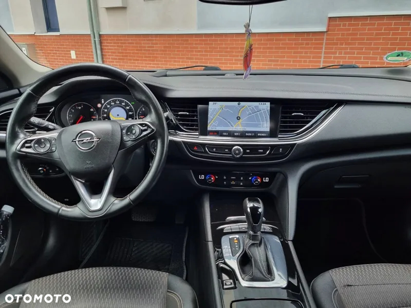 Opel Insignia 2.0 CDTI automatik Business Innovation - 16