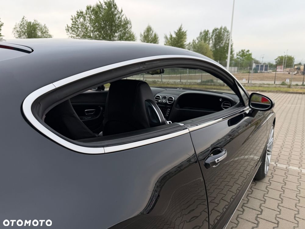 Bentley Continental GT Standard - 35