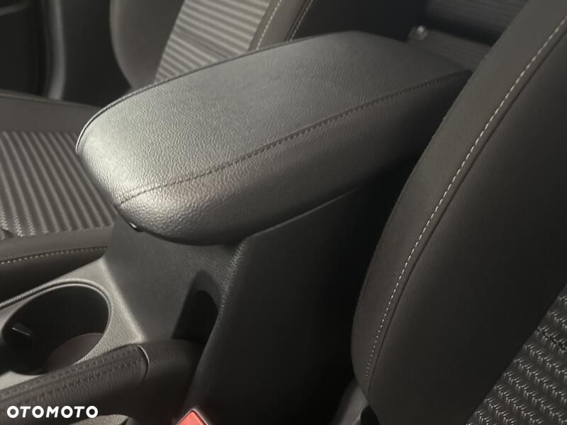 Kia Ceed 1.5 T-GDI M - 19