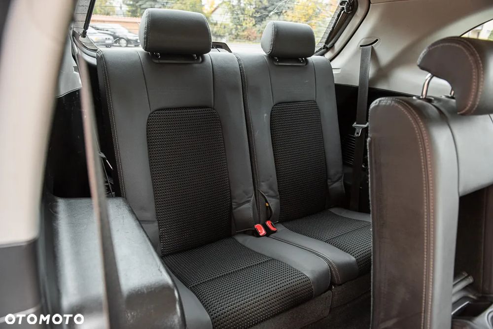 Chevrolet Captiva 2.4 AWD LT+ - 27