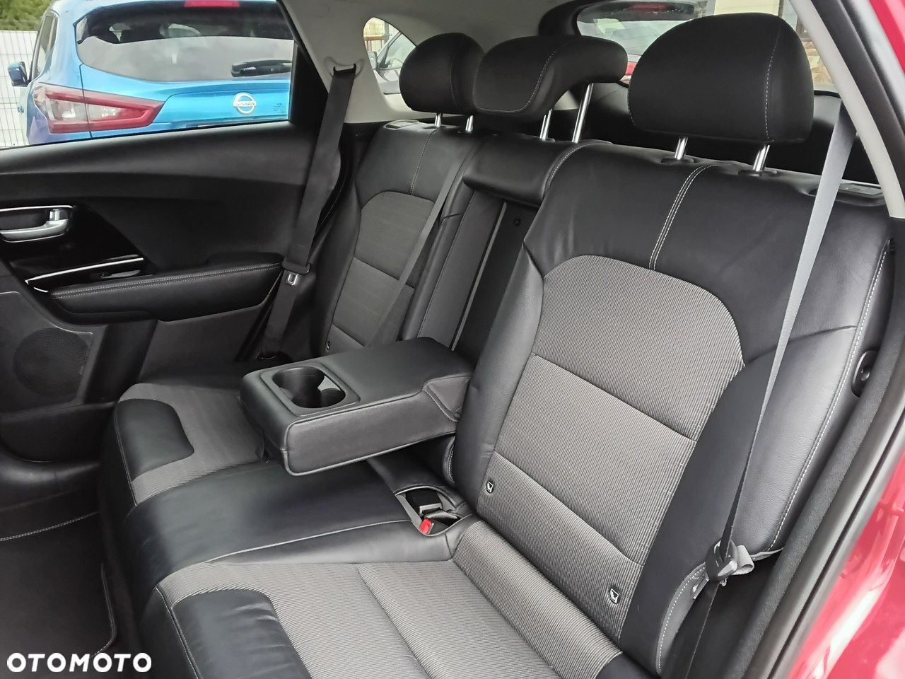 Kia Niro 1.6 GDI Hybrid Business Line - 13
