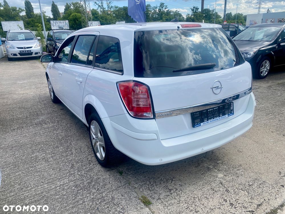 Opel Astra 1.4 Caravan Edition 111 Jahre - 30