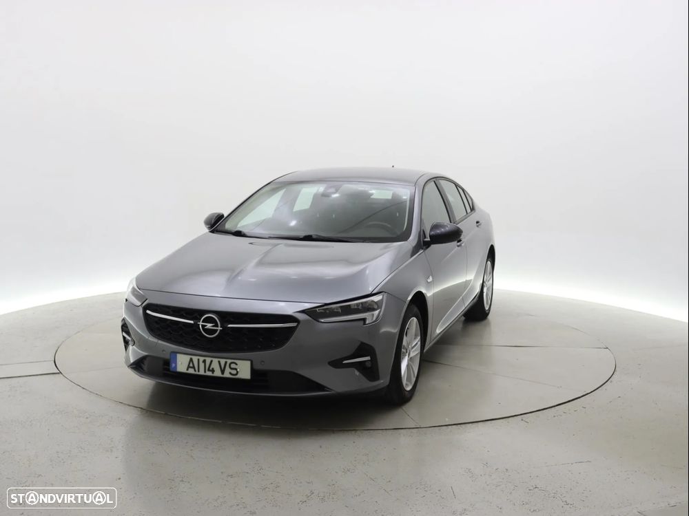 Opel Insignia Grand Sport - 12