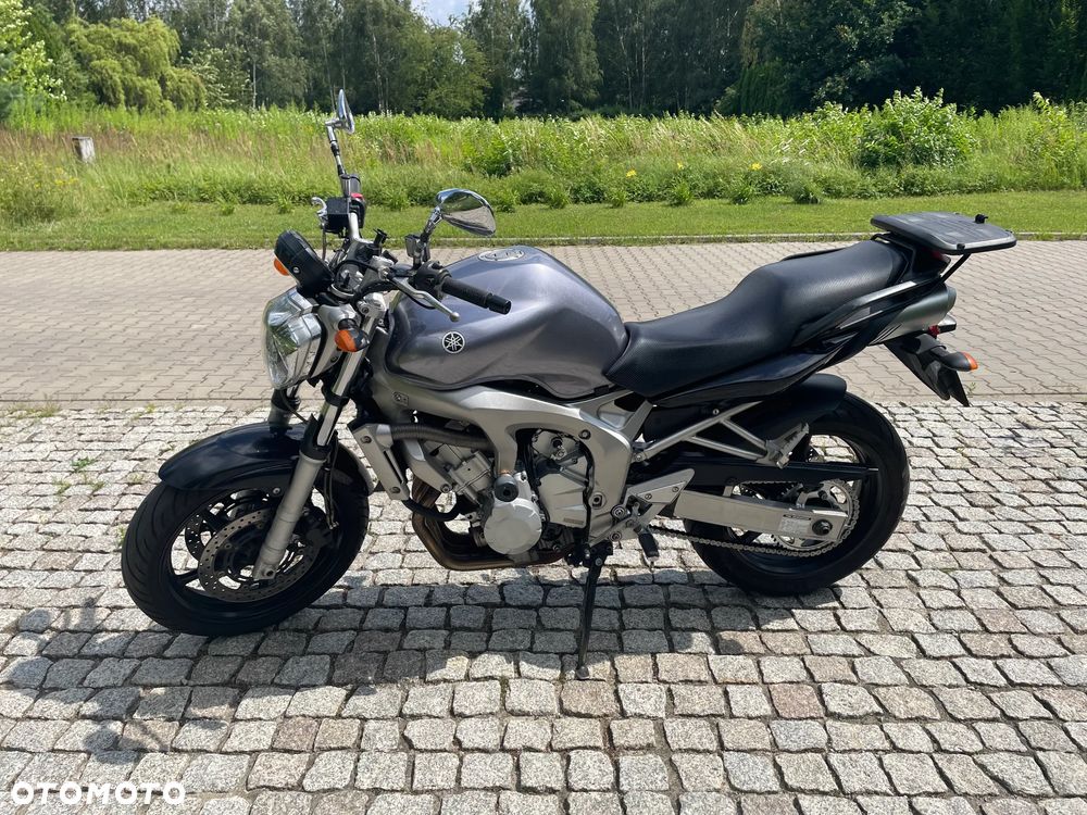 Yamaha FZ6 - 2