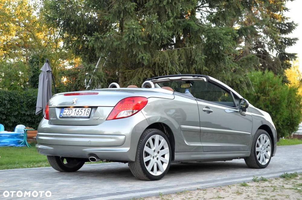 Peugeot 207 CC - 22