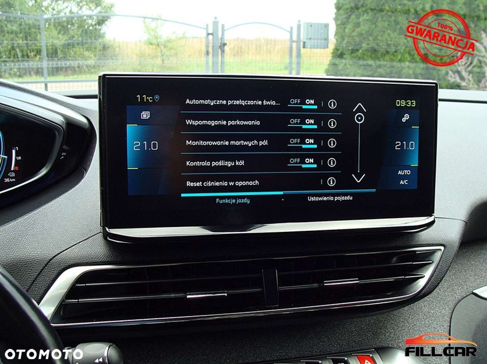 Peugeot 3008 1.6 PureTech Hybrid PHEV Allure S&S EAT8 - 24