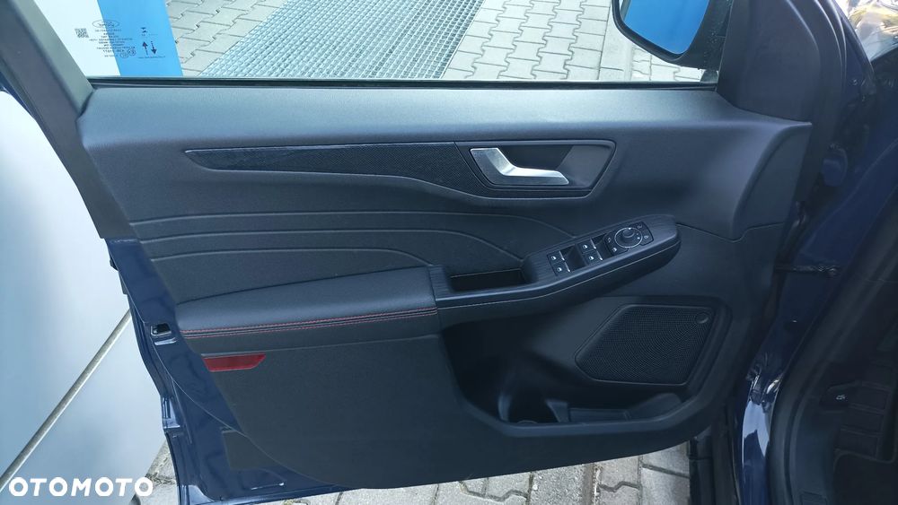 Ford Kuga 2.5 Duratec FHEV 4x4 ST-LINE X - 20
