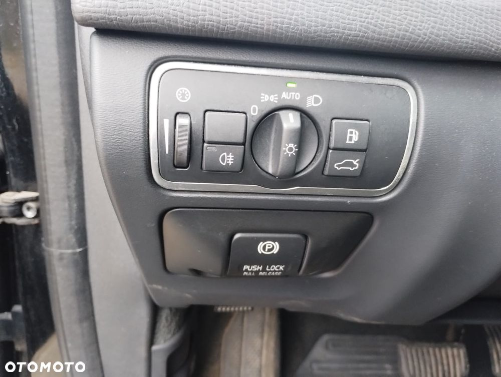 Volvo XC 60 T6 AWD Summum - 29