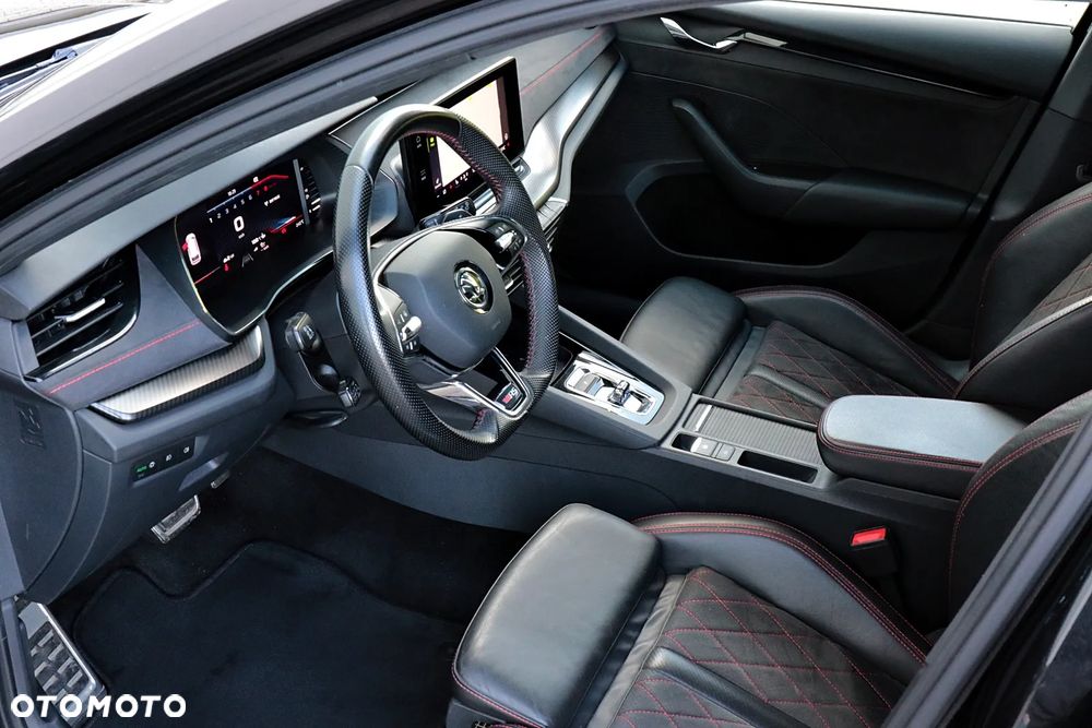 Skoda Octavia 2.0 TSI DSG RS Plus - 19