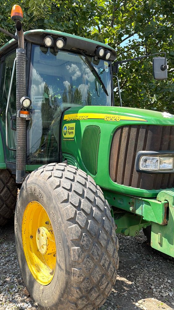 John Deere 6220 - 1
