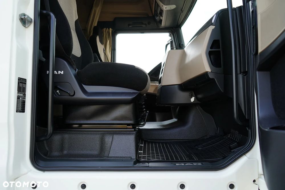MAN / TGX / 18.420 / E 6 / XLX / ZESTAW PRZEJAZDOWY 120 M3 / ŁAD. 20 705 KG - 40
