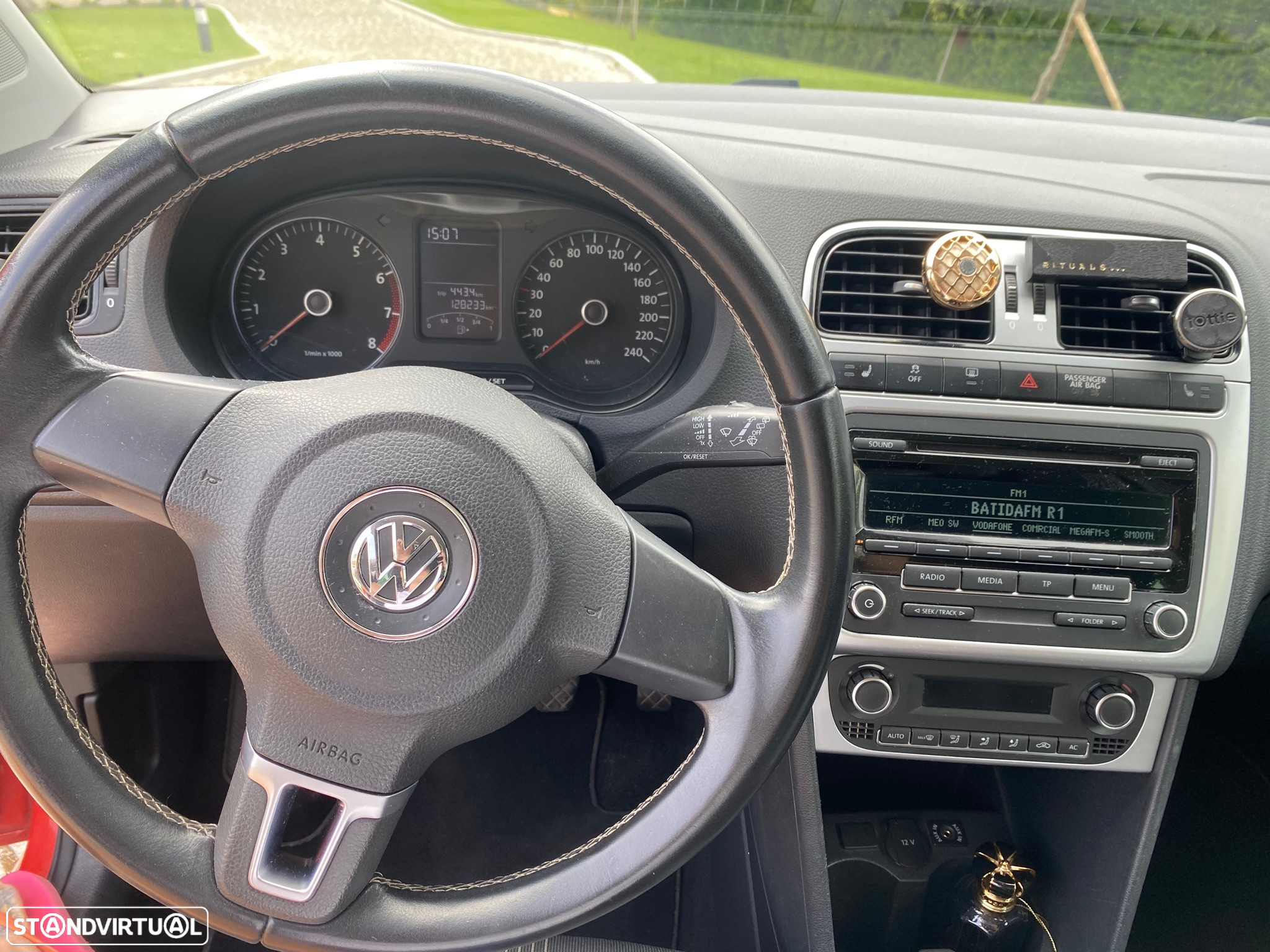 VW Polo 1.4 MATCH - 11
