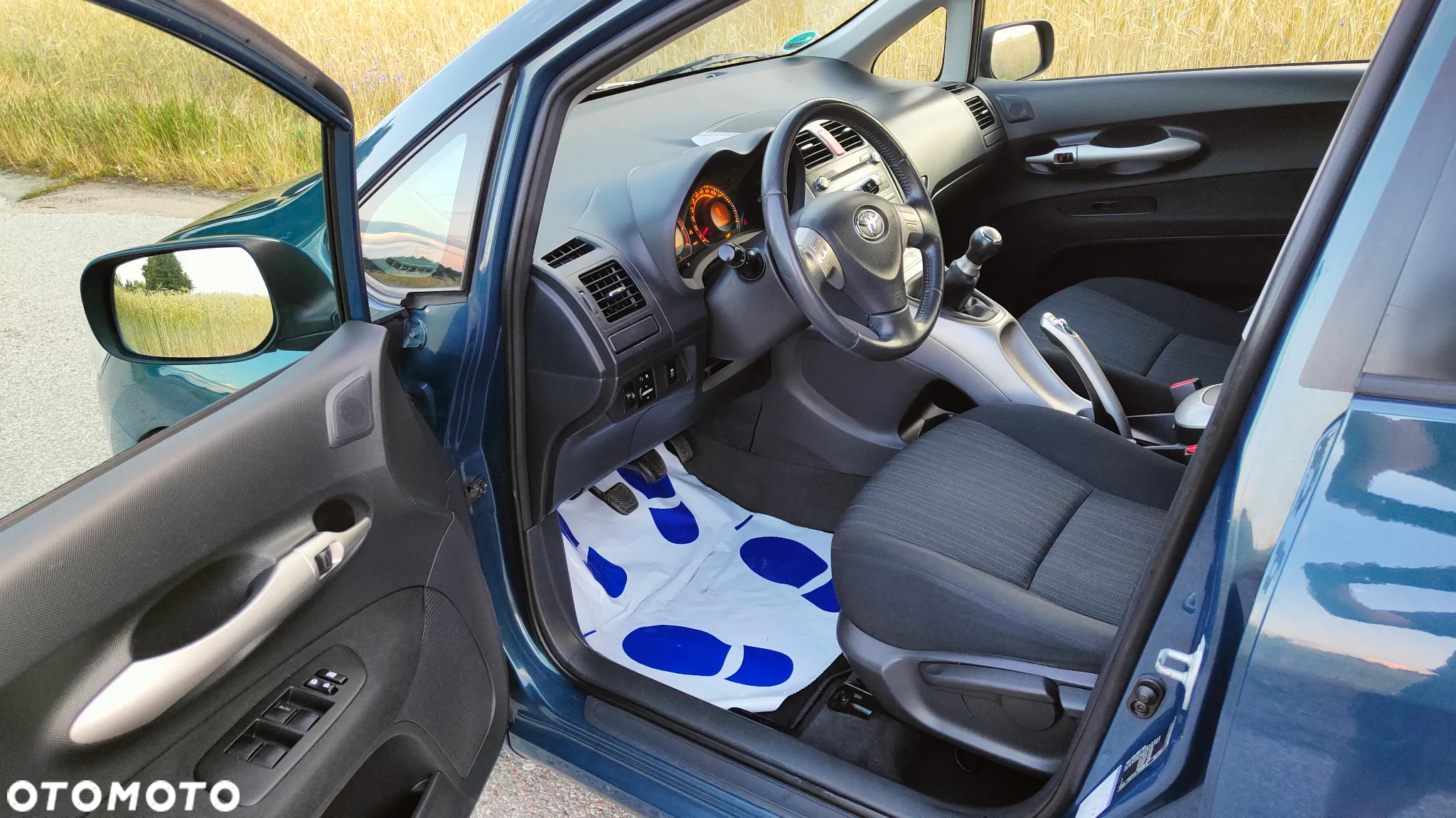 Toyota Auris 1.6 VVT-i Premium - 13