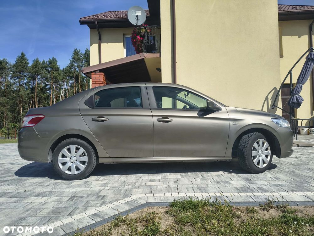 Peugeot 301 1.2 Pure Tech Access - 5