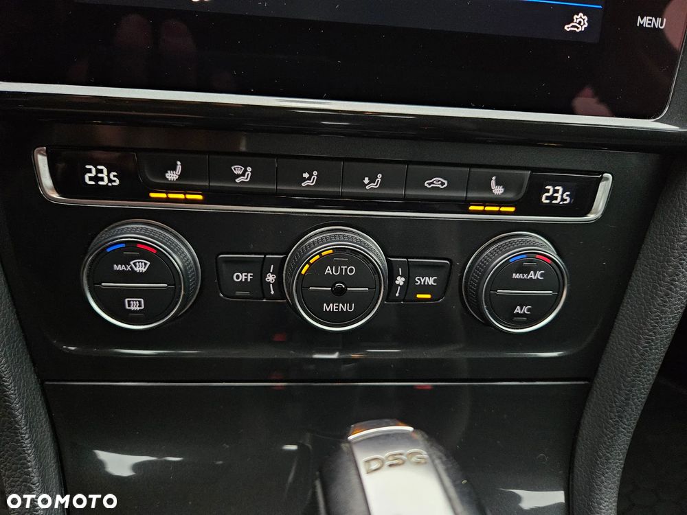 Volkswagen Golf Variant 2.0 TDI (BlueMotion Technology) DSG Highline - 22