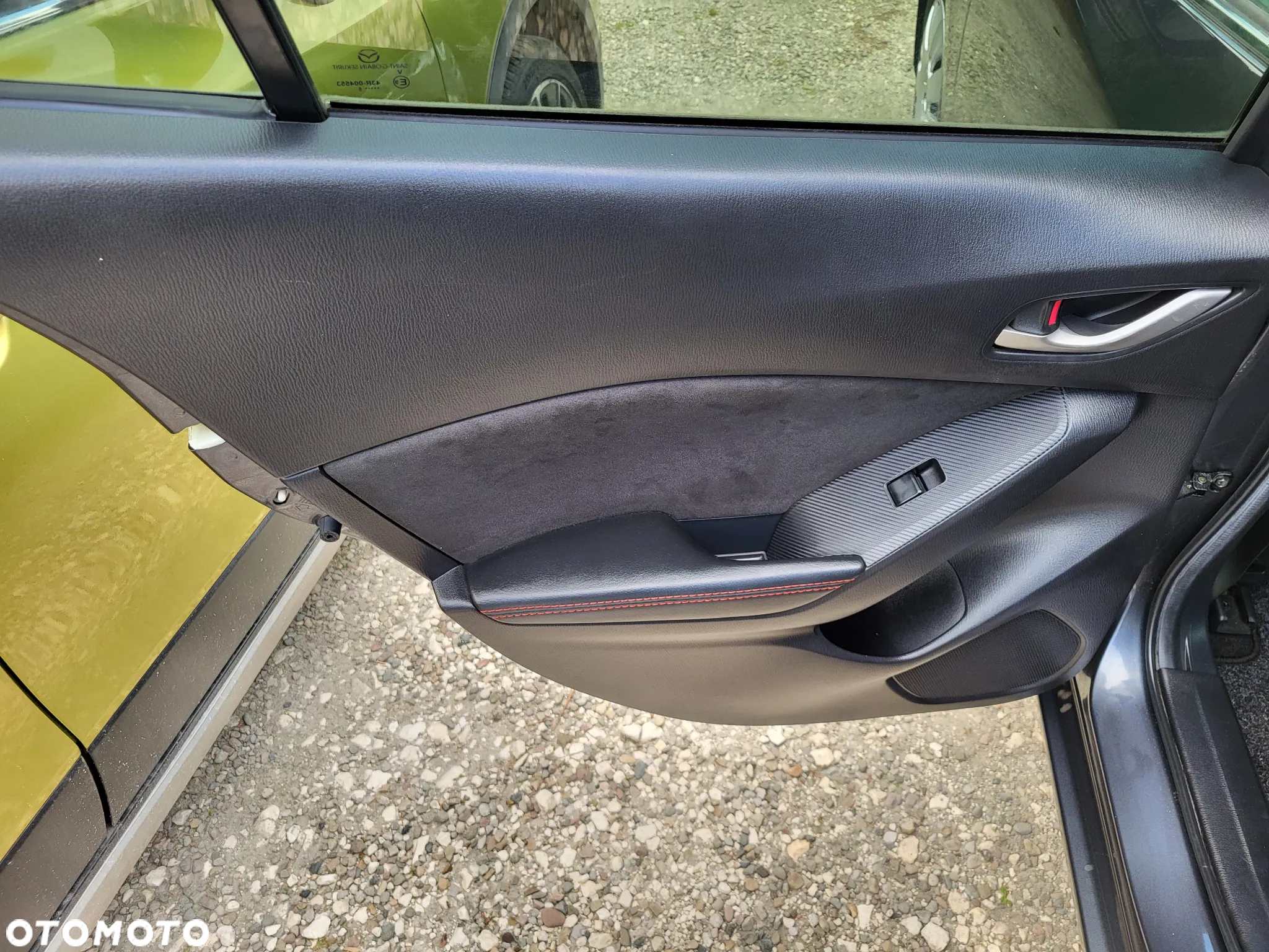 Mazda 3 SKYACTIV-G 120 Center-Line - 25