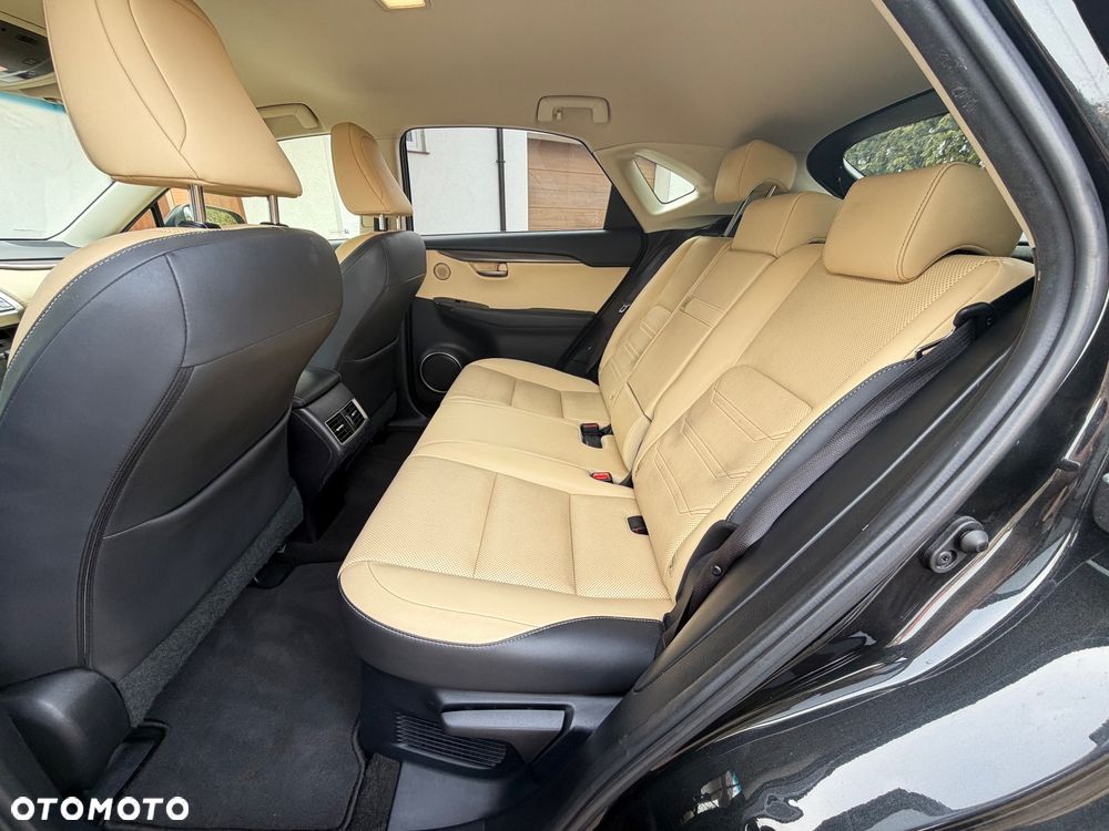 Lexus NX 200t Comfort AWD - 10