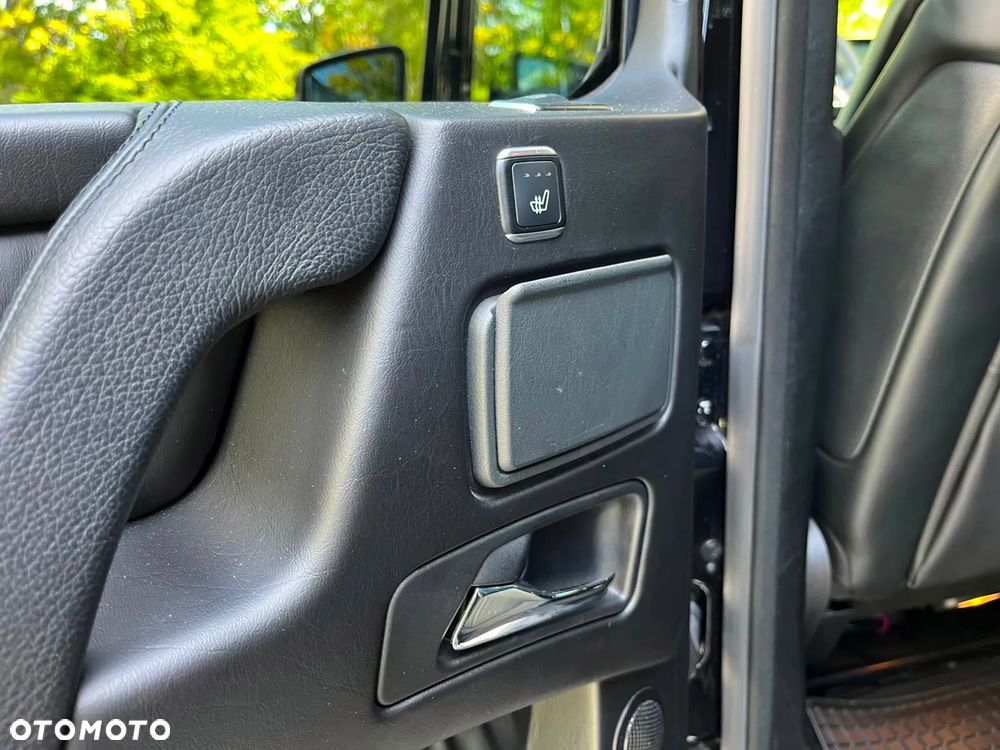 Mercedes-Benz Klasa G 63 AMG AMG SPEEDSHIFT 7G-TRONIC - 36