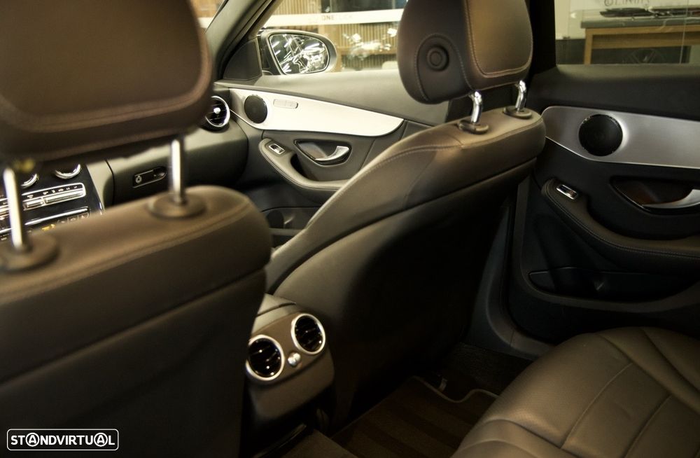Mercedes-Benz C 300 de T 9G-TRONIC AMG Line - 13
